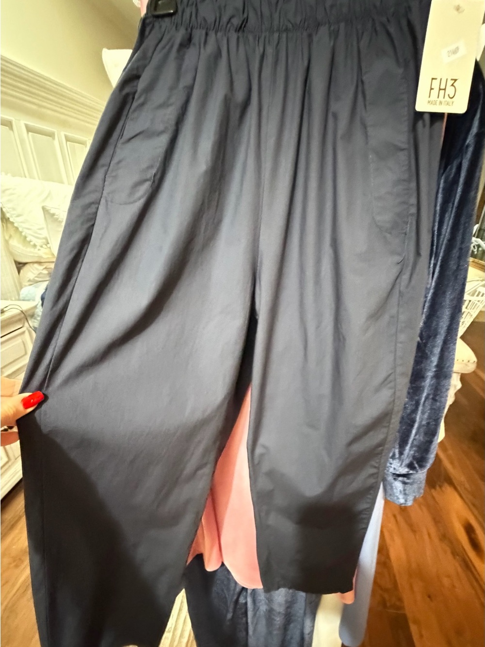 Women's Navy Elastic-Waist Jogger Pants
